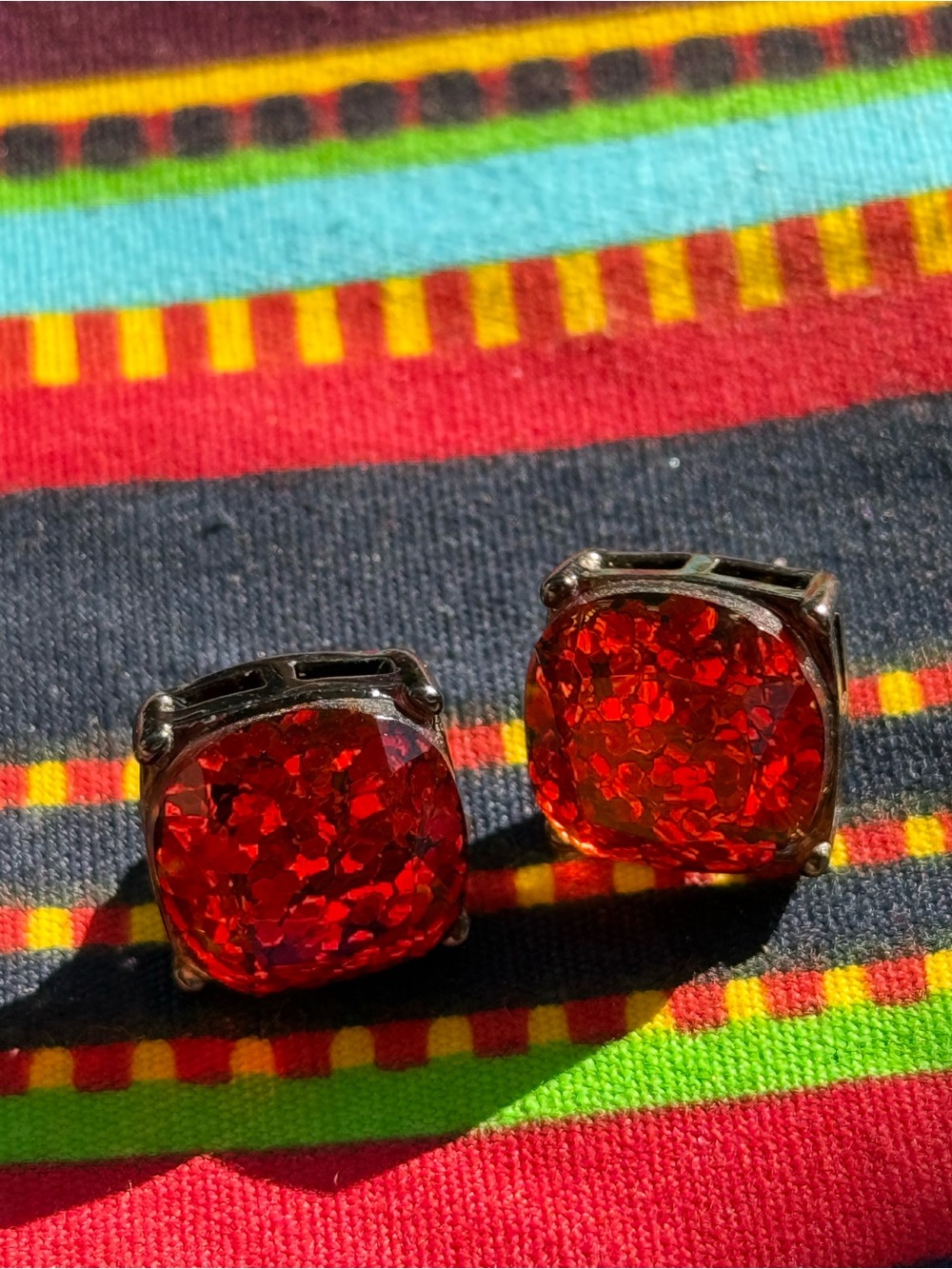 Source Unknown Bright Red Glitter Stud Earrings